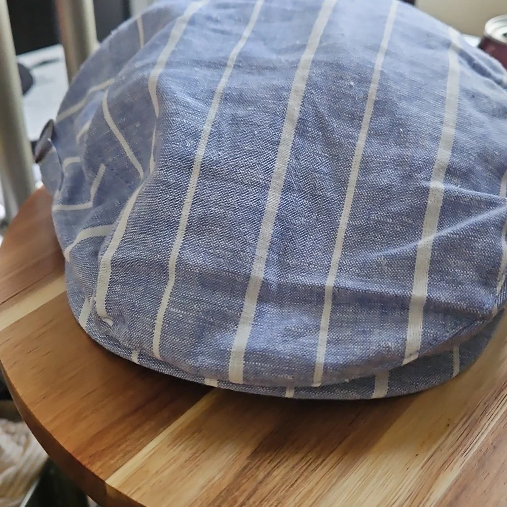 Janie‎ And  Jack Blue  and White Striped Flat Cap